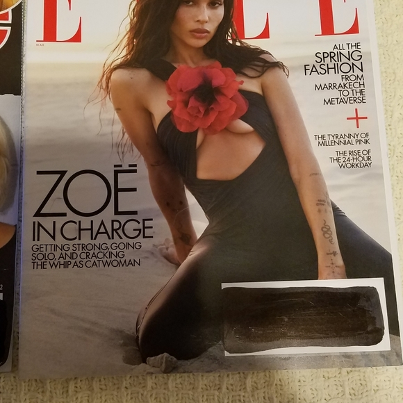 Two magazines 1  People Magazine March 2022 issue1 Elle Magazine March 202 - Picture 8 of 11